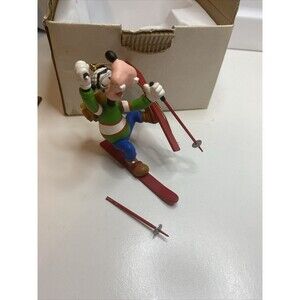 Vintage Grolier Disney Ornament  dco goofy  dealer display Damaged